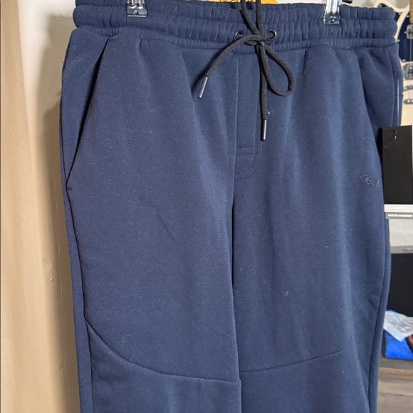 LEGENDS Men's Athletic Fit Navy Jogger Pants M - Picture 2 of 9